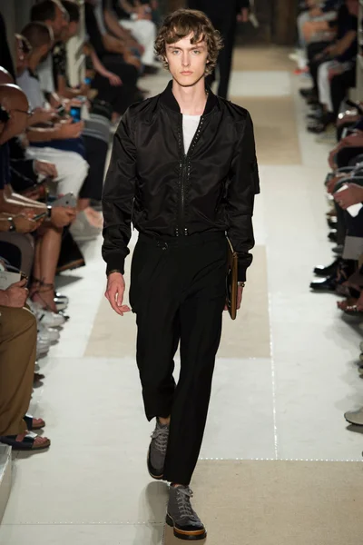 Look 45